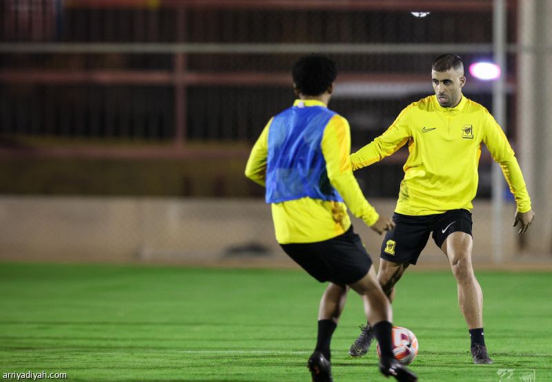 المداورة تبعد حمد الله وفيليبي