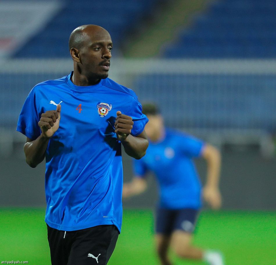 رازوفيتش يواجه العين بالتمرير السريع