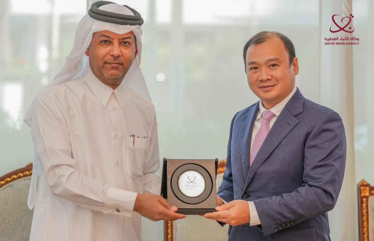 مدير عام "قنا" يجتمع مع وفد من اللجنة التوجيهية المركزية للإعلام الخارجي للحزب الشيوعي الفيتنامي