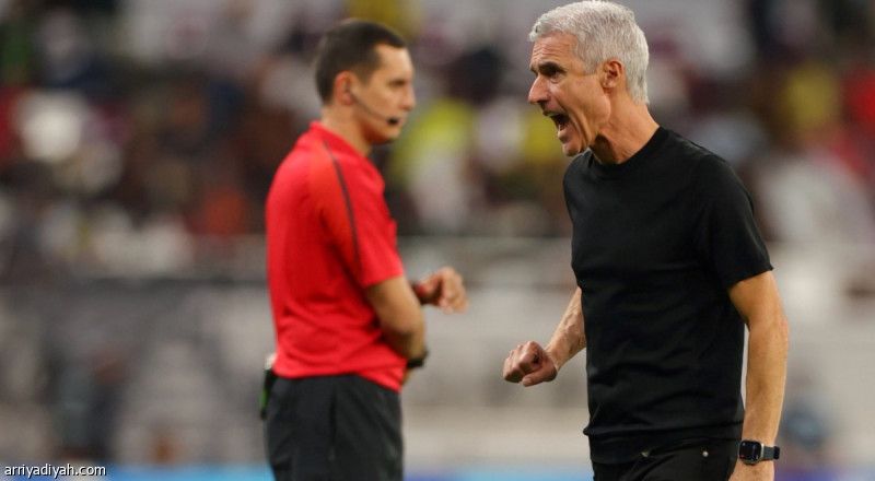 مدرب النصر: أعمل مع لاعبين أذكياء