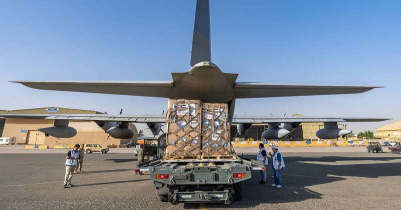 10 أطنان من المستلزمات الطبية إلى غزة على متن الطائرة الـ16 من الجسر الجوي الكويتي