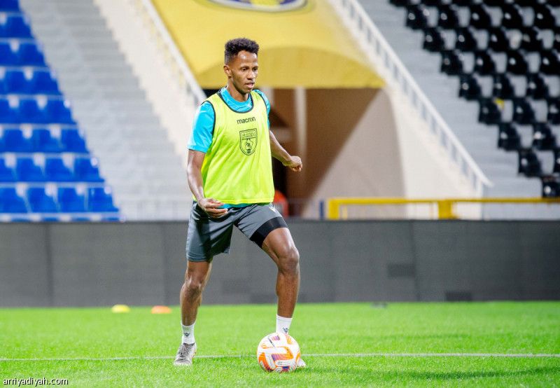 بديل فلافيو.. بين عبد الرزاق وباحسين