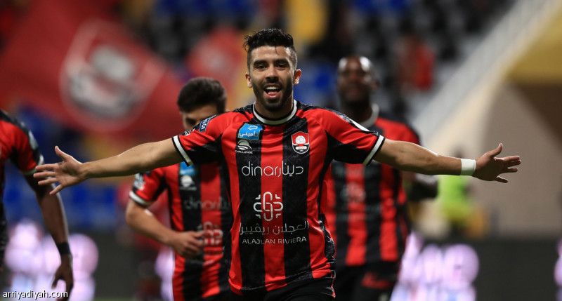 من ملعب الغريم.. الرائد يبدأ رحلة الهروب بنقاط الشباب