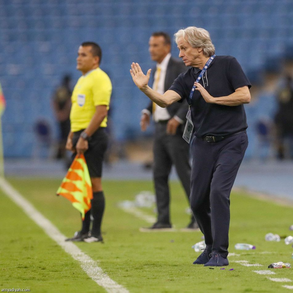 13 بلا هزيمة.. مؤشر تتويج الهلال