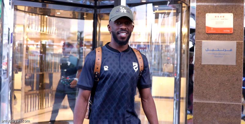 كارينيو يجهز عبسي