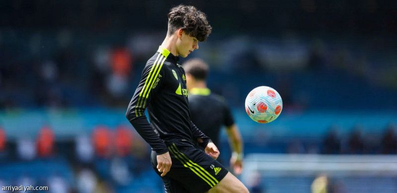 بـ 40 مليونا.. ليفربول يراقب جراي