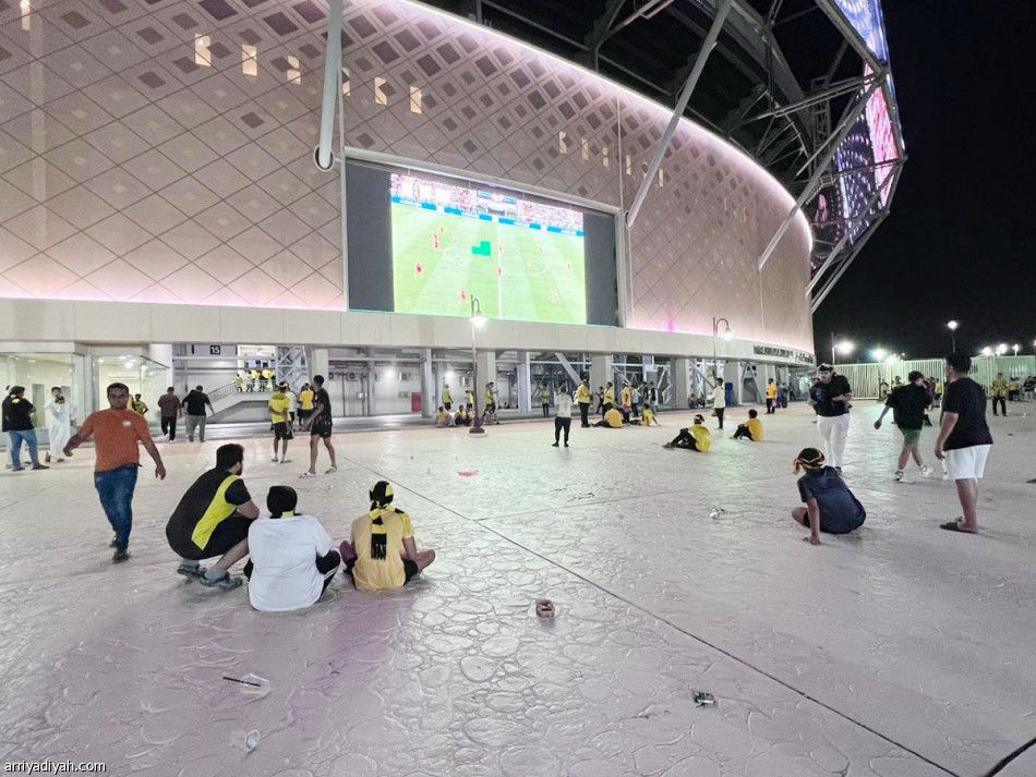 المنقذ خليفة.. علامة الفوز الكاملة