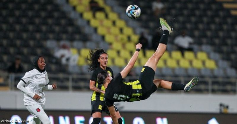 ممتاز السيدات.. الاتحاد يطارد صدارة النصر بثنائية الرياض