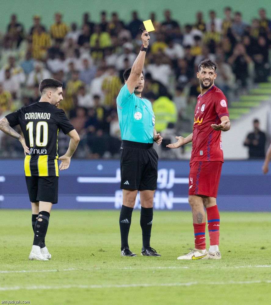 المنقذ خليفة.. علامة الفوز الكاملة