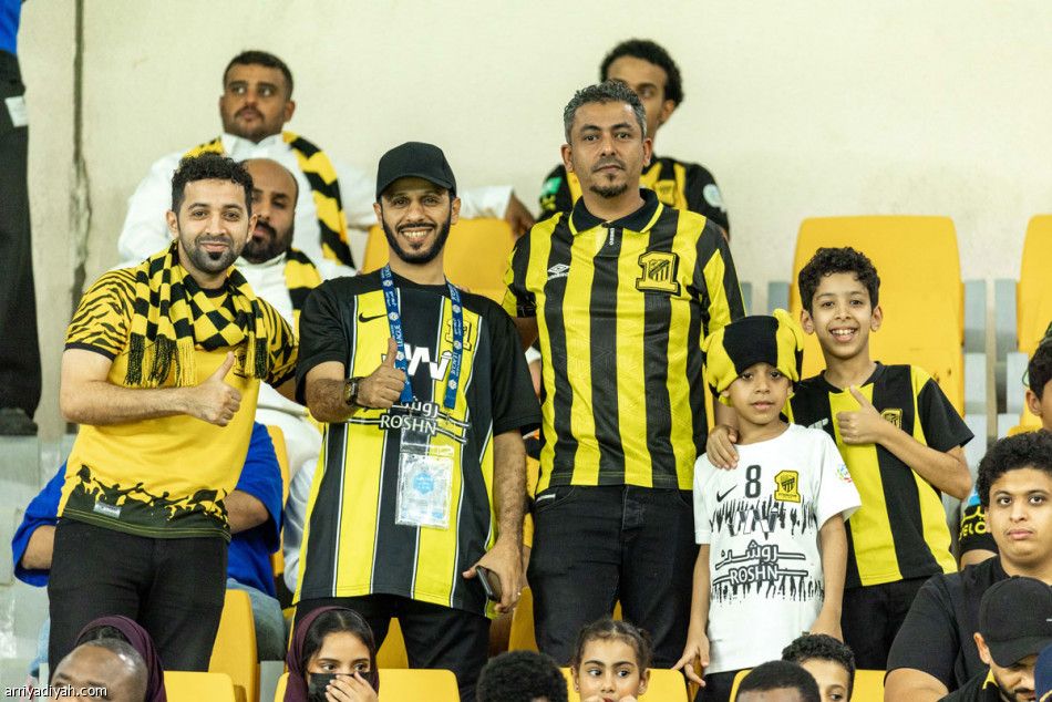 المنقذ خليفة.. علامة الفوز الكاملة