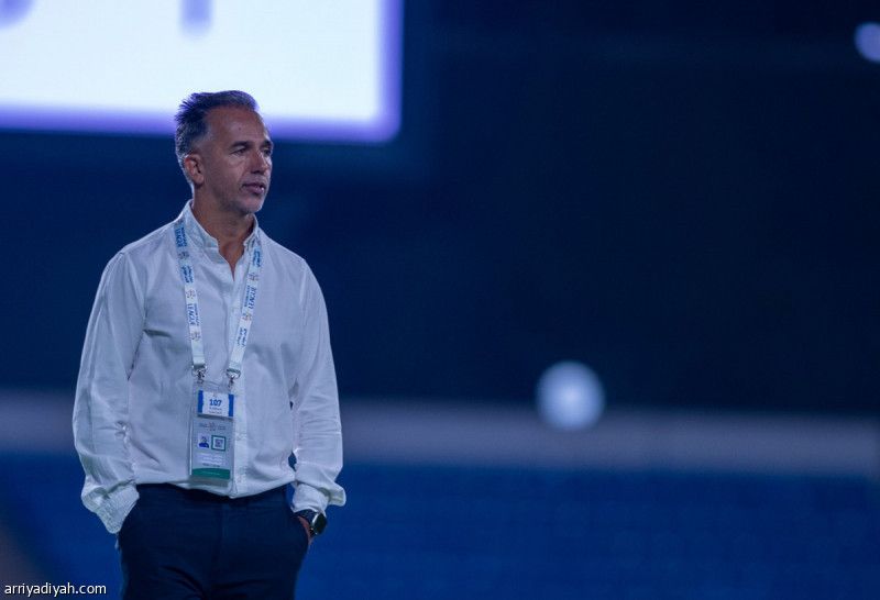 إقالة مندوسا.. القرار بالتراضي