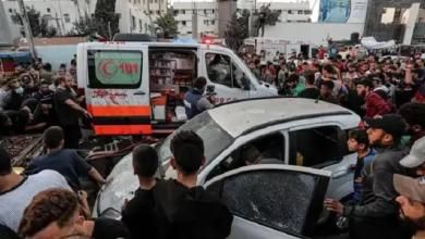 طيران الاحتلال الإسرائيلي يواصل حصاره لمجمع “الشفاء” الطبي وجثامين الشهداء ملقاة في محيطه