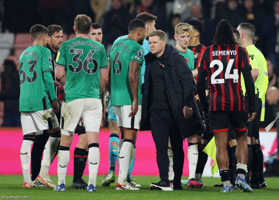 ثنائية سولانكي تقود بورنموث أمام نيوكاسل