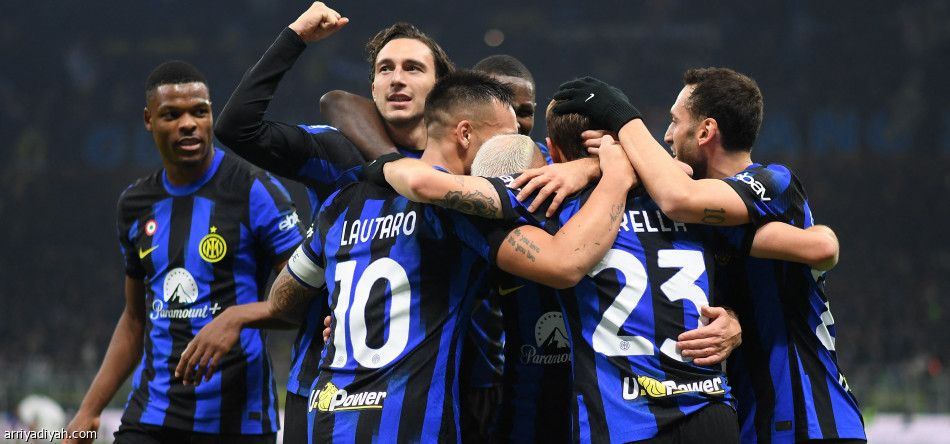 إنتر يسترد الصدارة بثنائية فروسينوني