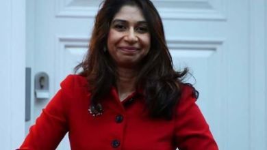 إقالة وزيرة الداخلية البريطانية لانتقادها الشرطة بعد تظاهرات داعمة للفلسطينيين