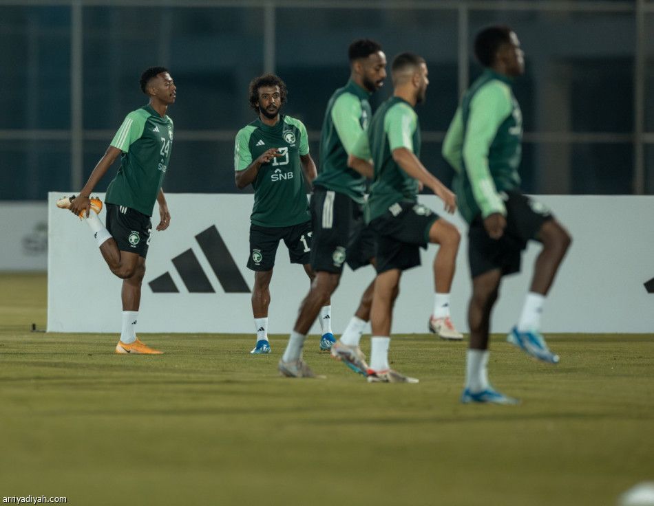 الأخضر يناور..وتمبكتي يغيب