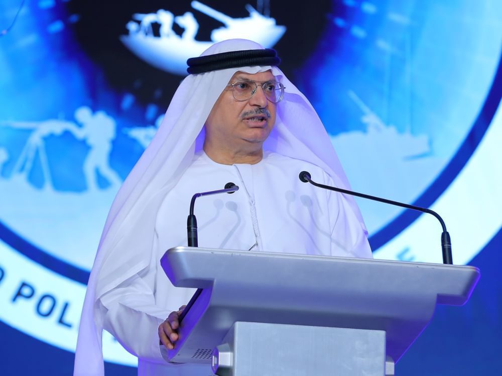 خلال كلمته بملتقى أبوظبي الاستراتيجي .. أنور قرقاش: أولوية الإمارات وقف إطلاق نار إنساني والاستجابة للأوضاع في غزة