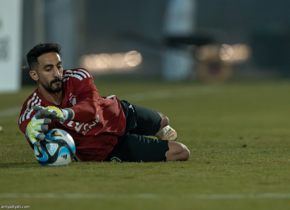 الأخضر يناور..وتمبكتي يغيب