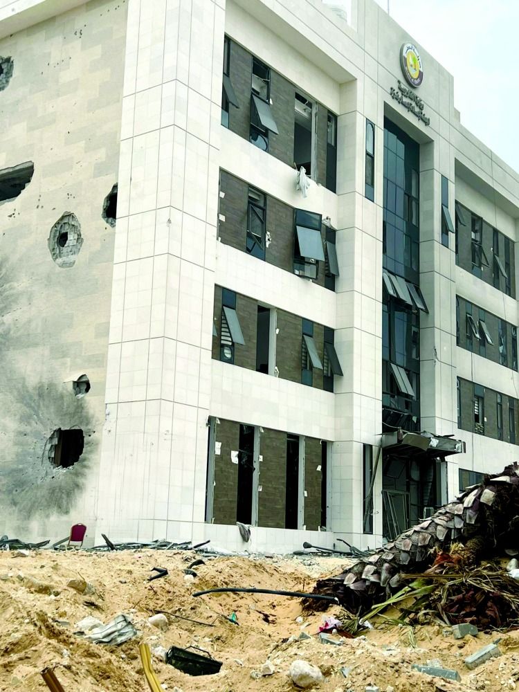 الدوحة تدين قصف الاحتلال مقر  اللجنة القطرية لإعادة إعمار غزة