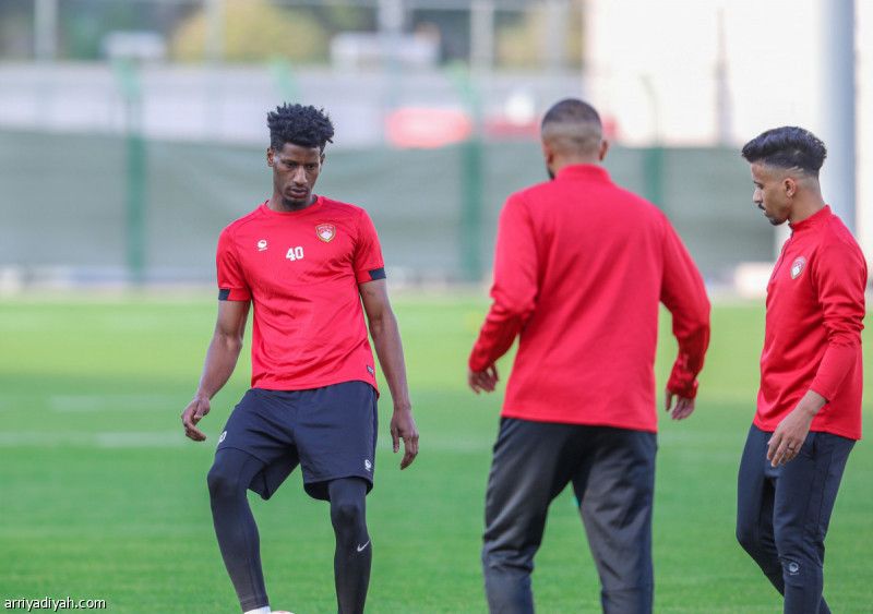 ضمك يسترد الشمراني