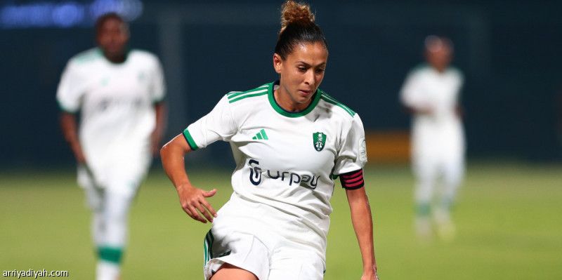 أهلاوية تنافس على جائزة أفضل لاعبة في إفريقيا