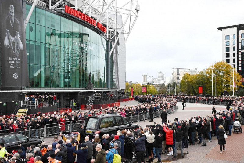 ملاك مانشستر يهربون