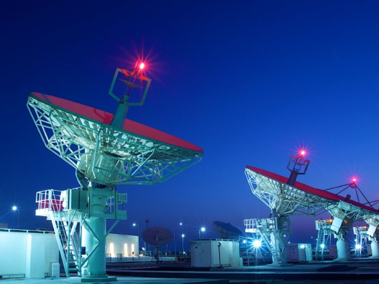 توقعات باستخدام 500 مليون شخص خدمات الاتصال عبر الأقمار الصناعية 2030