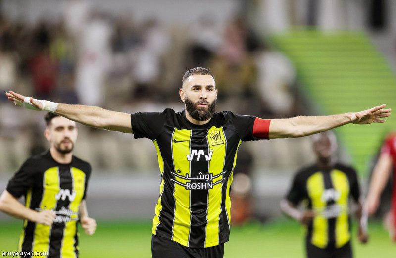 بنزيما.. على خطى «الظاهرة»