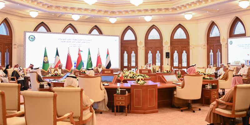 مناقشة الاتفاقية العامة لربط دول مجلس التعاون بمشروع سكة الحديد