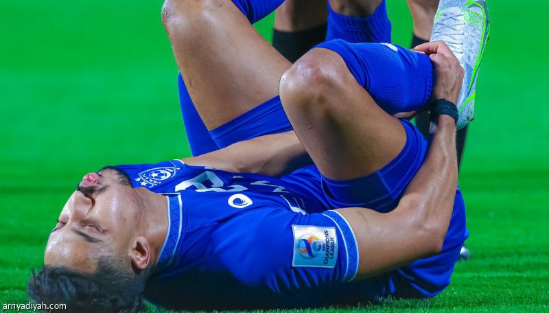 تمزقان في الركبة والكاحل.. يبعدان سالم عن الديربي