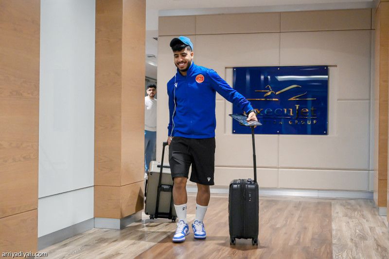 القادسية يصل وينطلق بحصتين