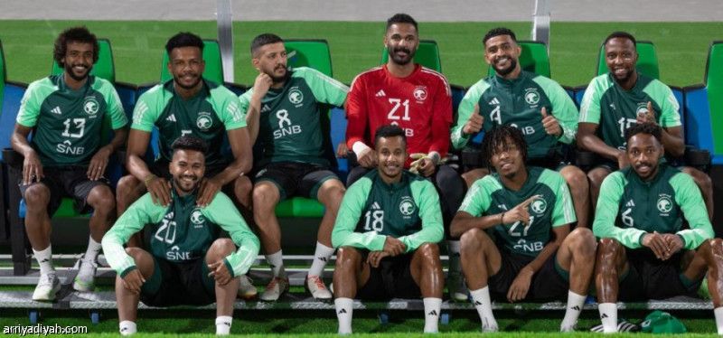 الشهراني والعمري ينضمان إلى مستبعدي الأخضر