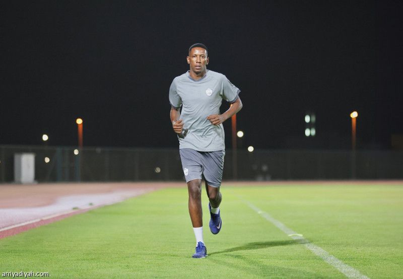 اليوم.. قاسم يجري جراحة الركبة