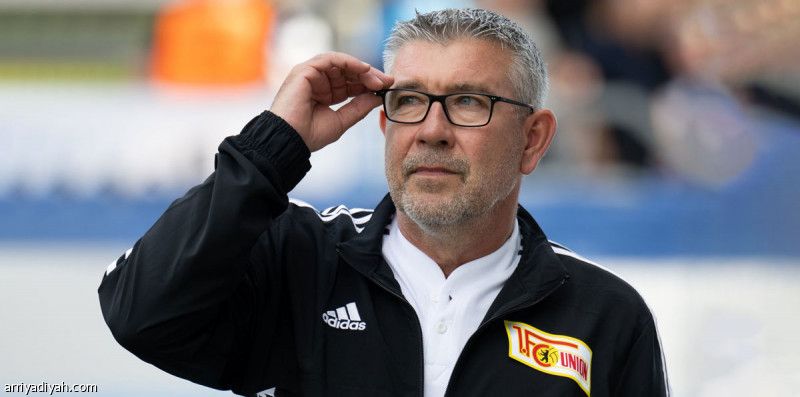 بعد الإقالة.. فيشر يدعم برلين