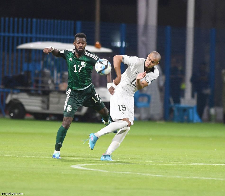 الأخضر يحلّق بالرباعية الأولى