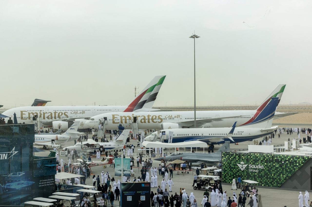 361 مليار درهم صفقات «دبي للطيران» في 4 أيام