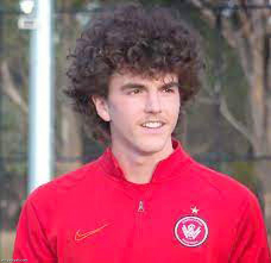 الشهري يرفض تعليق التدريبات