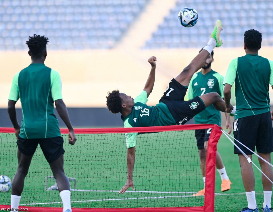 الشهري يرسم خطة الكنغر