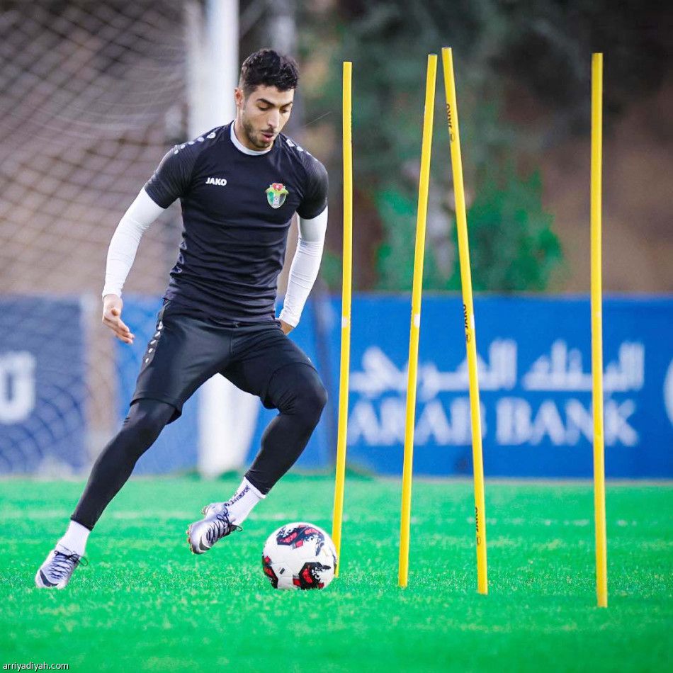 وفد يمهد وصول الأخضر