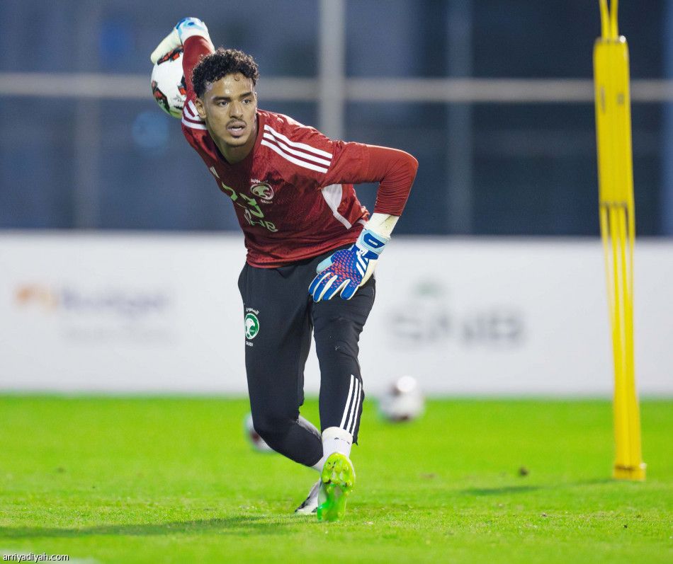 وفد يمهد وصول الأخضر