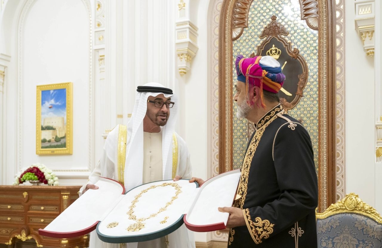 محمد بن زايد ومحمد بن راشد: العلاقات الإماراتية العمانية تاريخية ونتمنى لشعبينا دوام الأخوة والمحبة