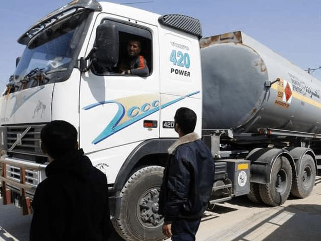 “أونروا”: نحتاج إلى 120 ألف لتر من الوقود يوميا في غزة