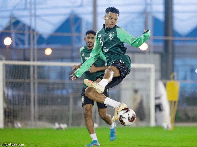 13 سعوديا هزوا شباك الأردن