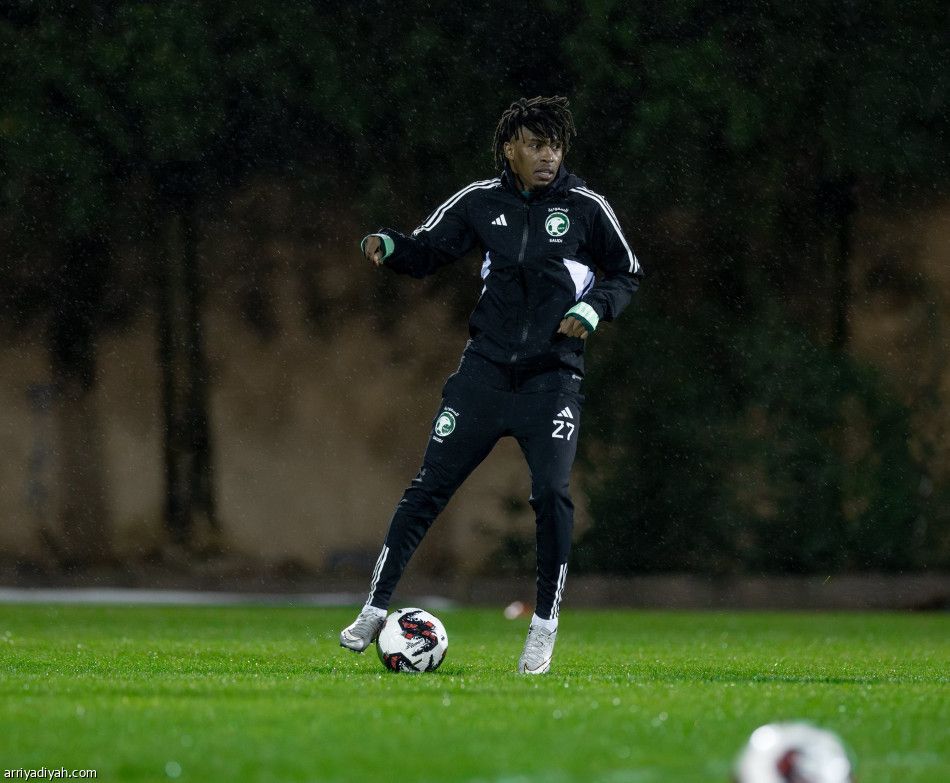 قبل الأردن.. الإصابة تبعد العقيدي عن الأخضر