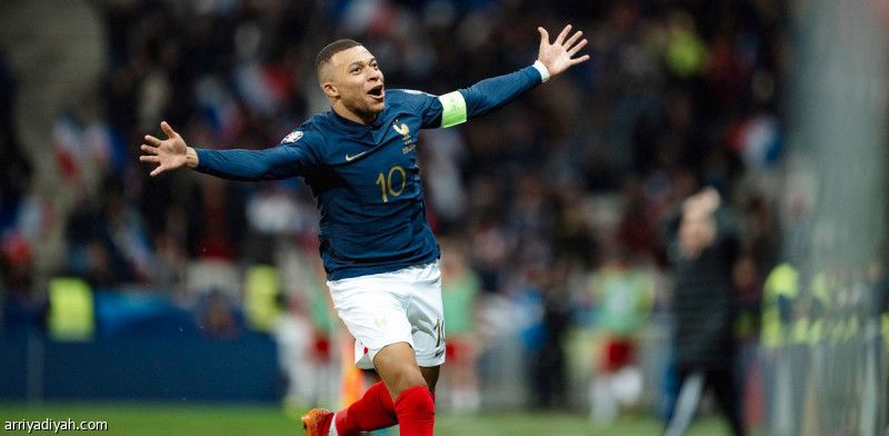 مبابي: باريس سر إنجازات ميسي