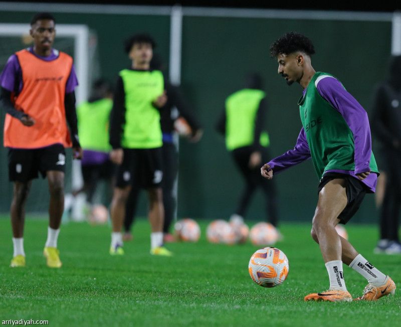 أبها يطلب الالتزام بالمواعيد