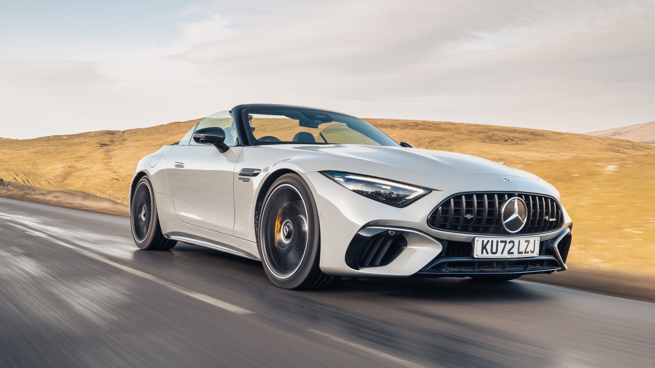 استدعاء لعدد من مركبات AMG SL .. لهذا السبب