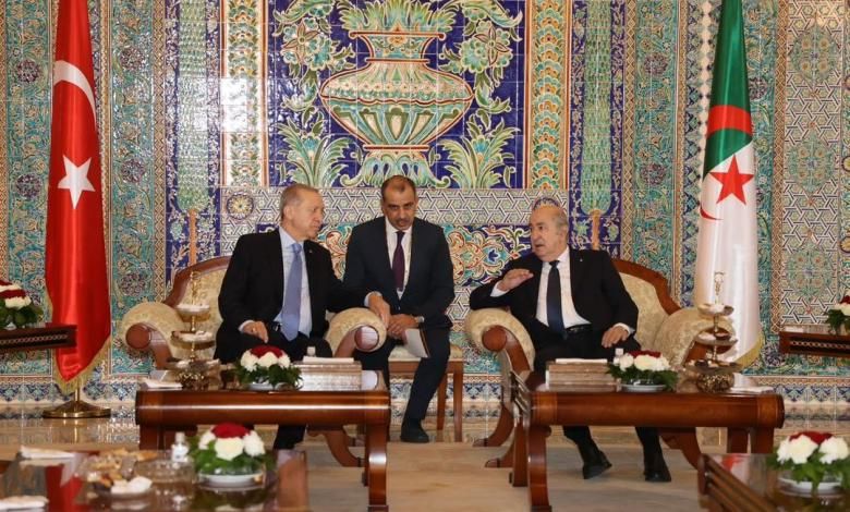 تبون يجري محادثات مع أردوغان ويشرفان على إطلاق الدورة الثانية لمجلس التعاون الجزائري التركي