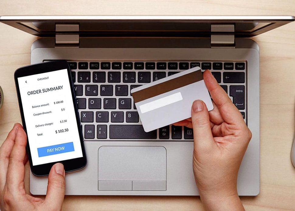 نصف سكان الإمارات يتوقعون إجراء مدفوعات عابرة للحدود 2024