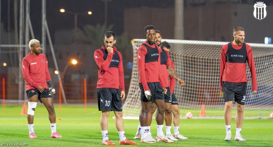 الرياض ينهي تحضيرات التعاون.. ويغادر غدا